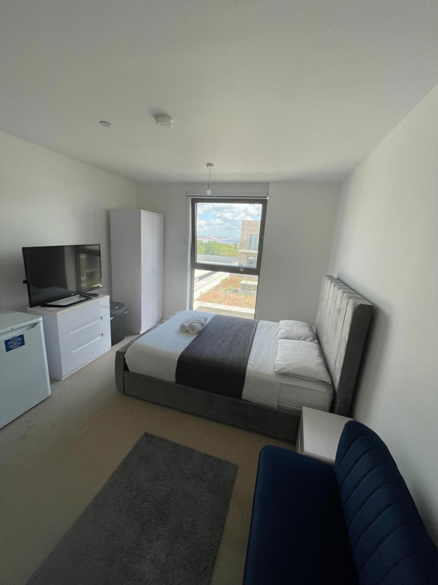Riverside Rooms And Apartments Лондон Экстерьер фото